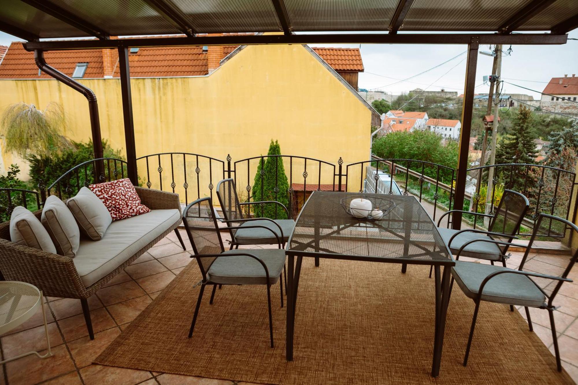 Kiralyszeke Apartman إغير المظهر الخارجي الصورة
