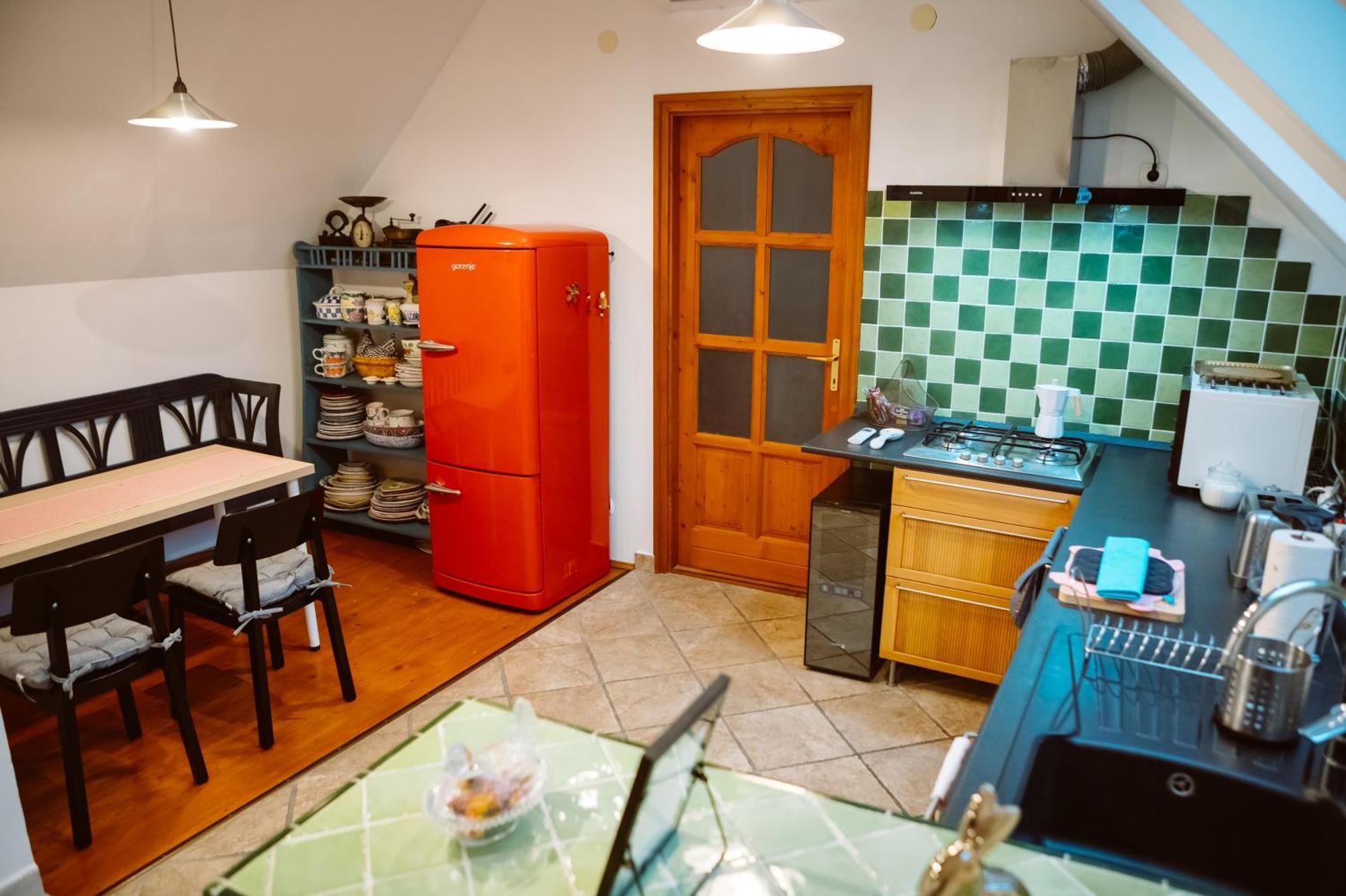 Kiralyszeke Apartman إغير المظهر الخارجي الصورة