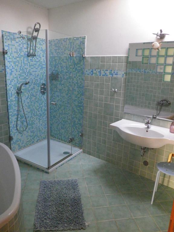Kiralyszeke Apartman إغير الغرفة الصورة